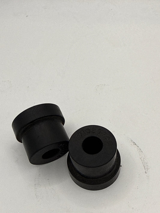 M02579
